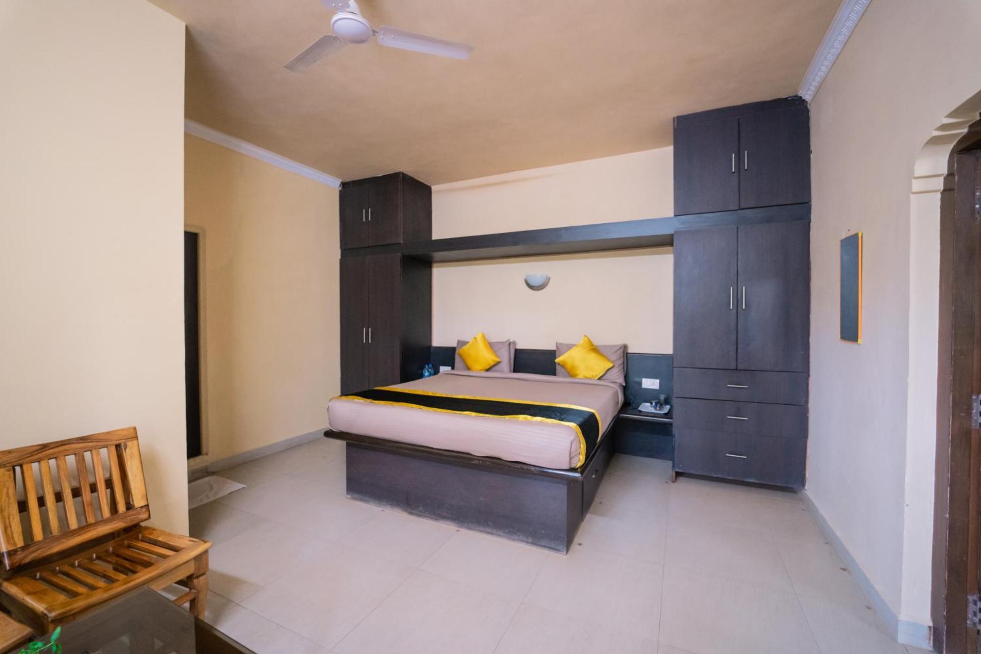 Kingmaker'S Plantation With River Stream Madikeri Extérieur photo