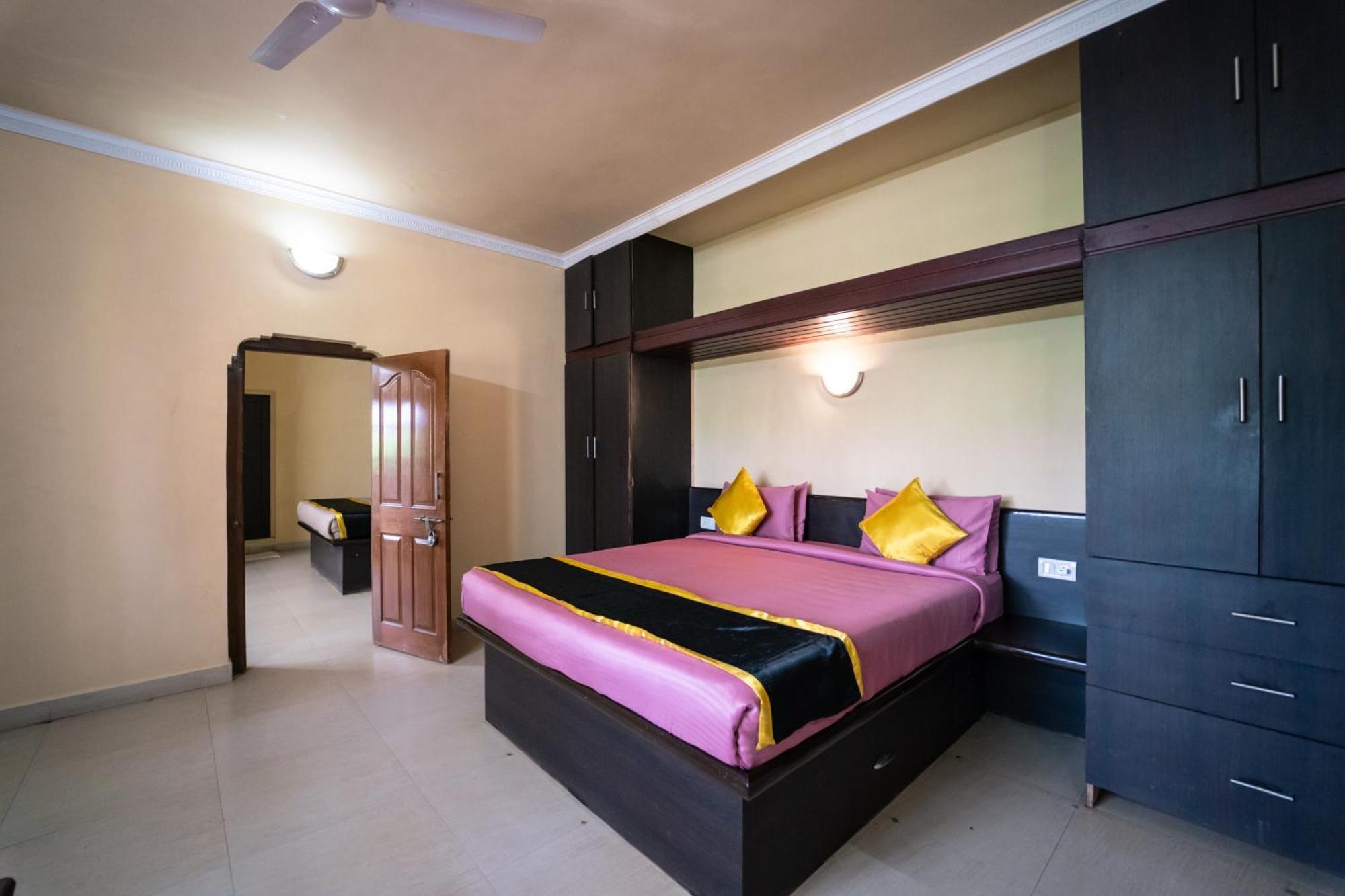 Kingmaker'S Plantation With River Stream Madikeri Extérieur photo