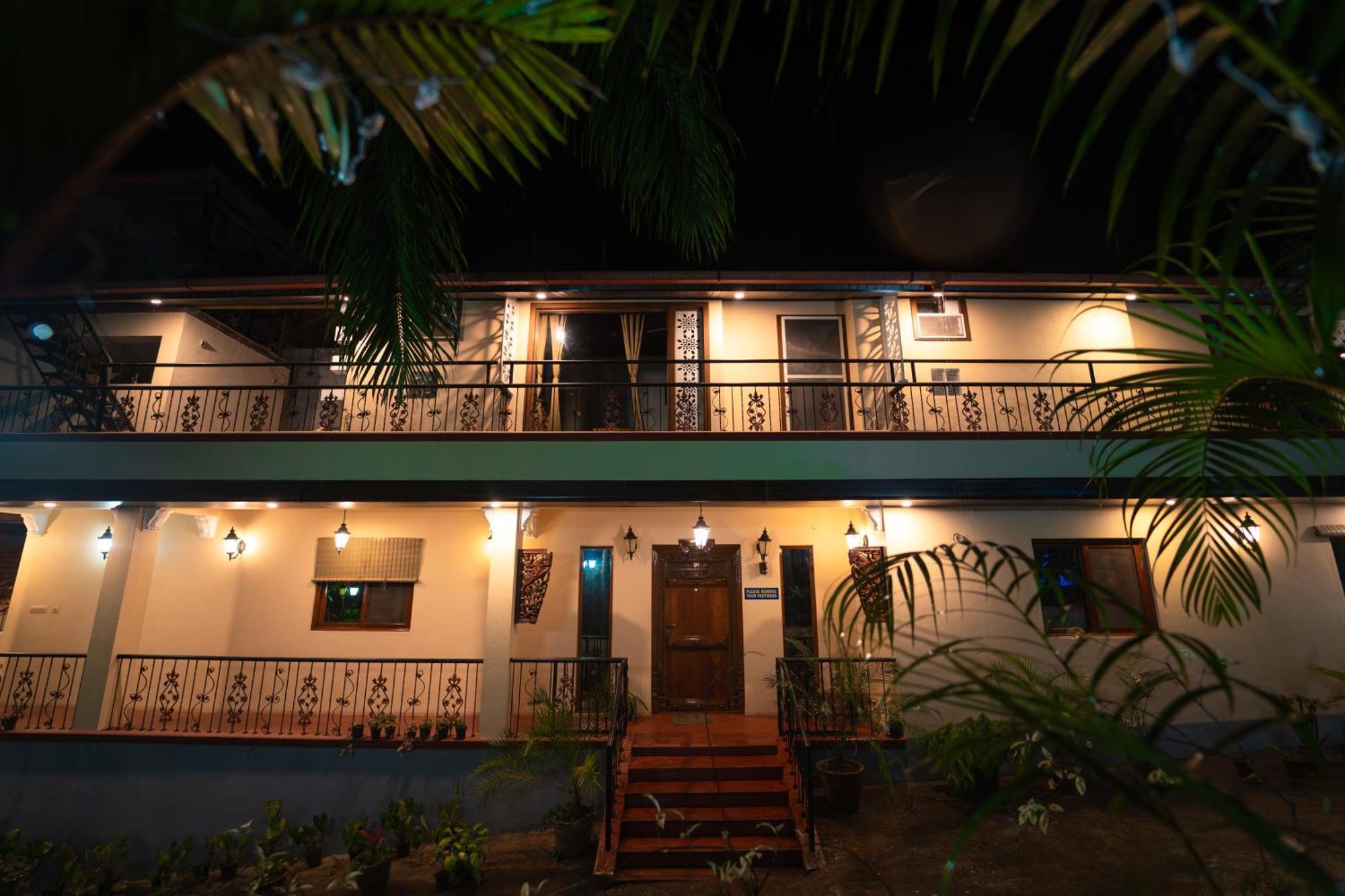 Kingmaker'S Plantation With River Stream Madikeri Extérieur photo