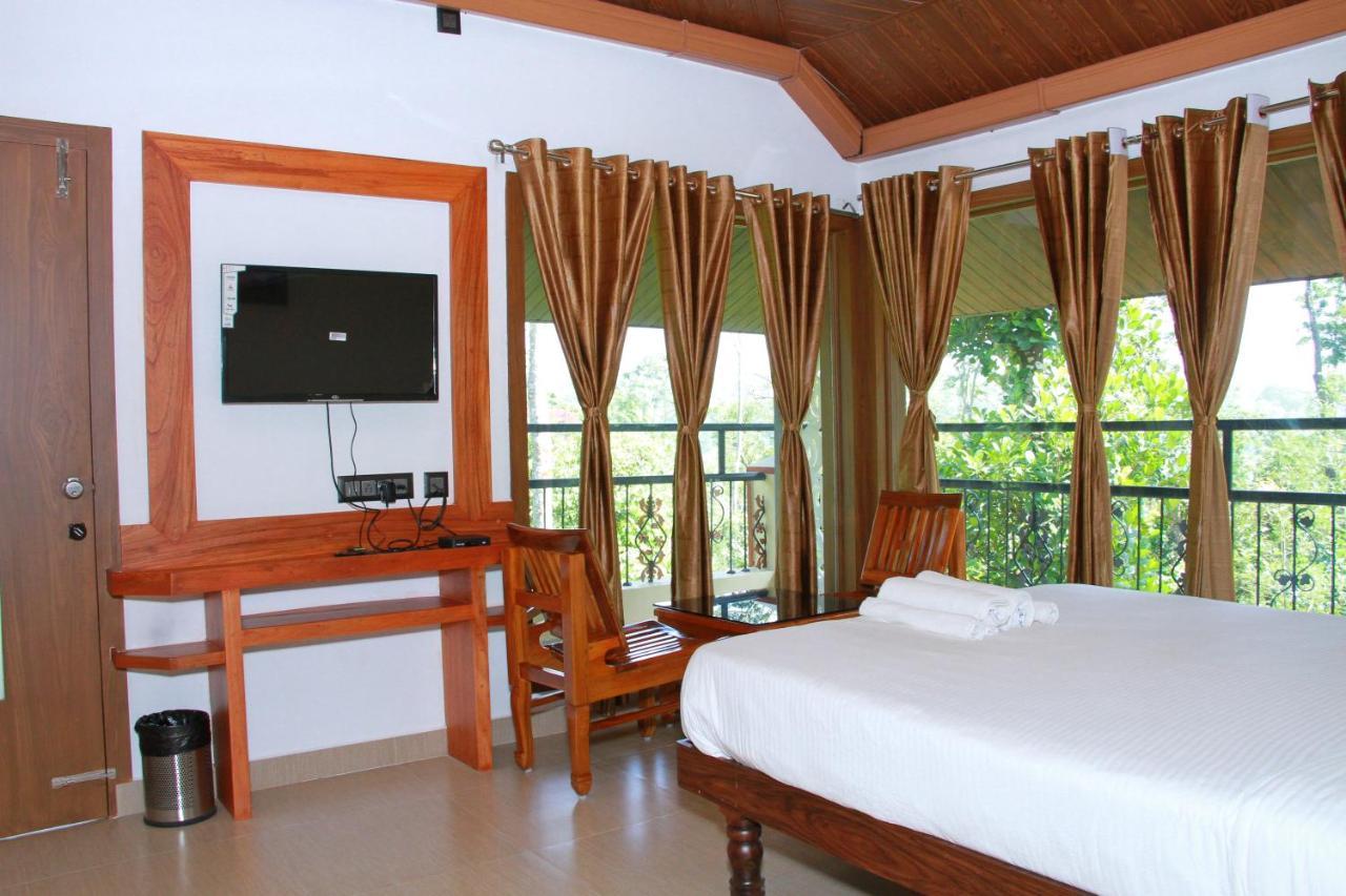 Kingmaker'S Plantation With River Stream Madikeri Extérieur photo