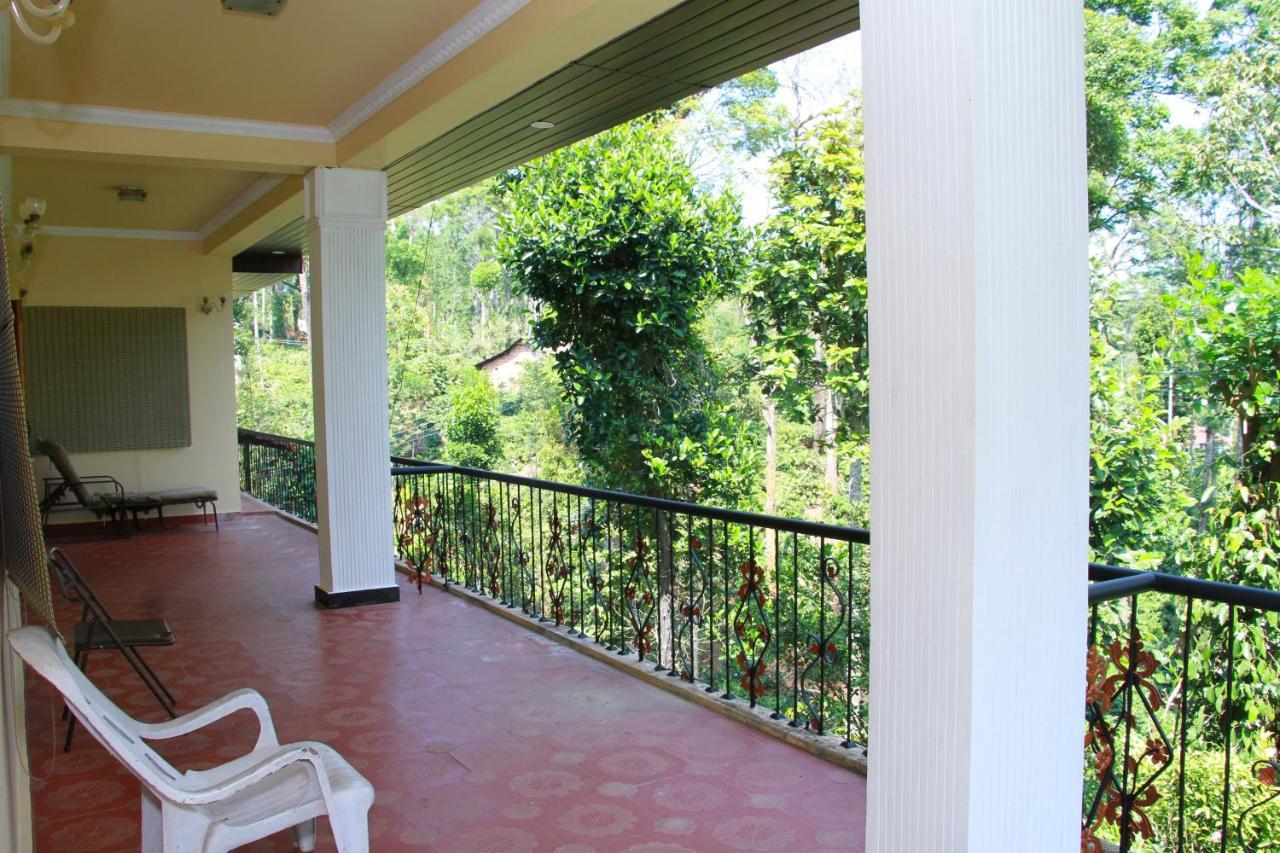 Kingmaker'S Plantation With River Stream Madikeri Extérieur photo